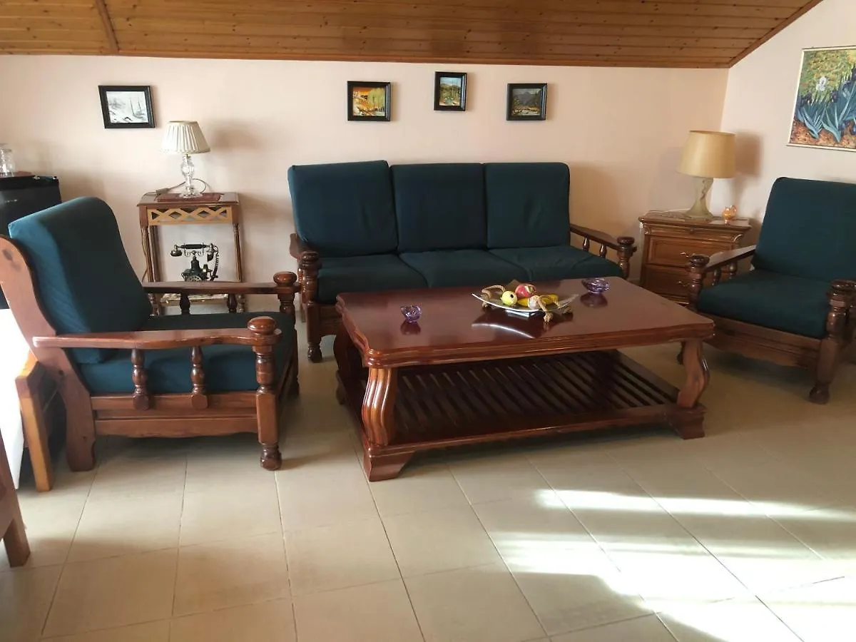 Villa Pepeto Durres Albania Hotel